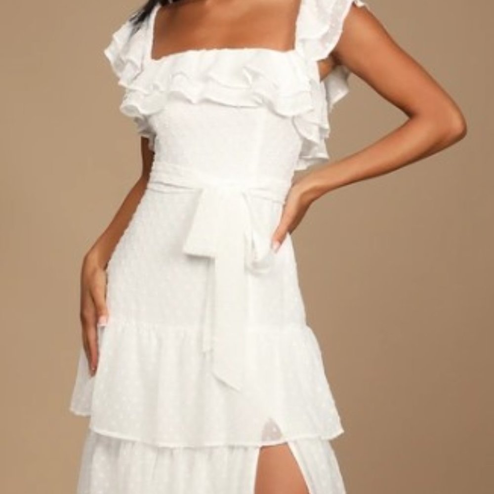 Lulu's NWT Dear To My Heart Ruffled Midi Dress. Size M